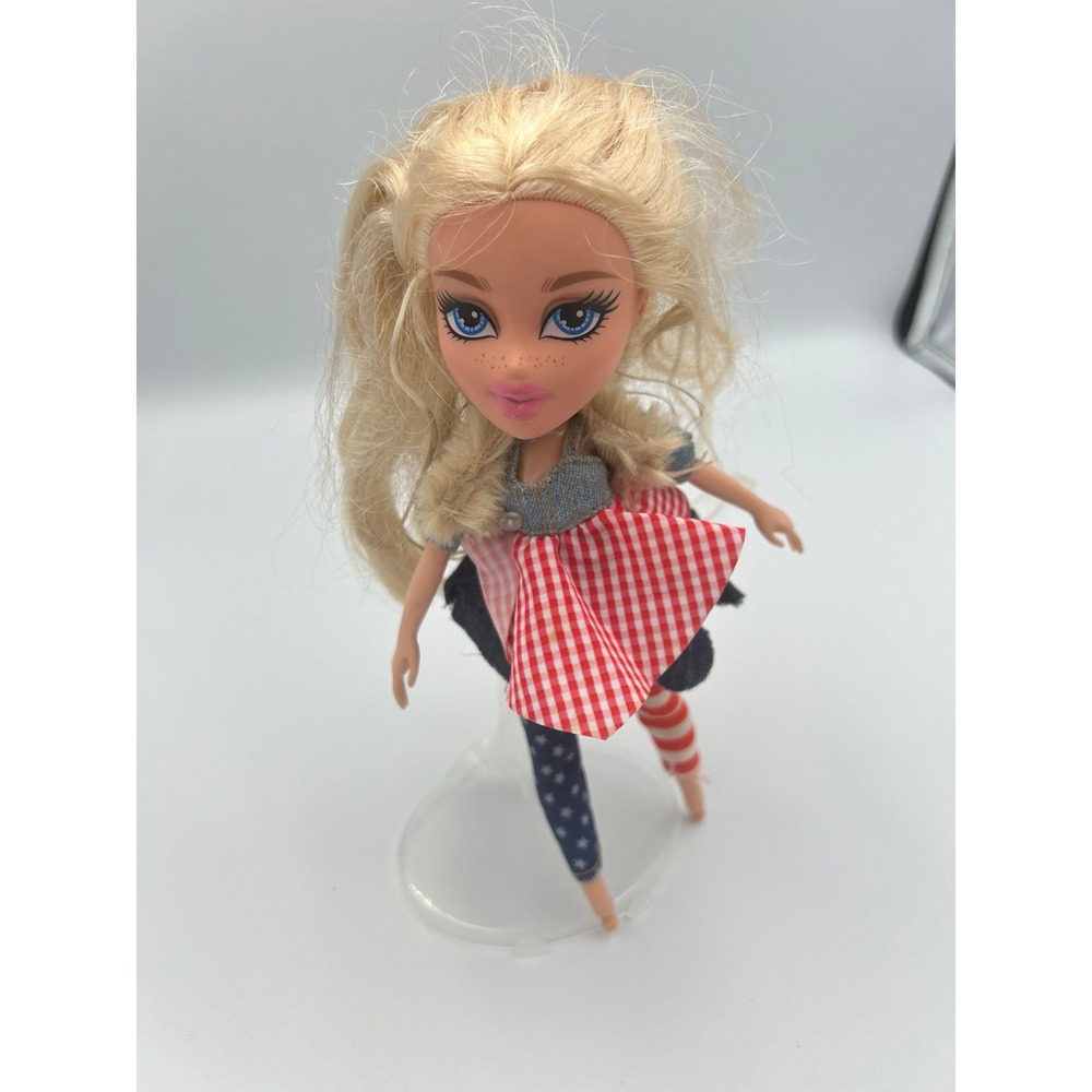 Bratz Music Festival Vibe American Country Cloe